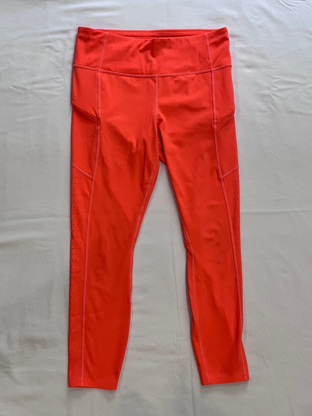 Athleta Ultimate train Neon Coral Performance Leggings with zip pockets